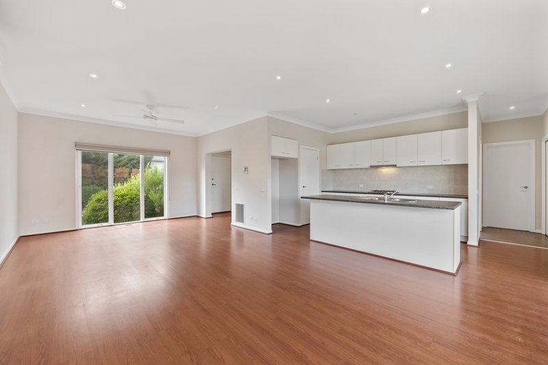 Photo - 8/5A Mcgrettons Road, Healesville VIC 3777 - Image 4