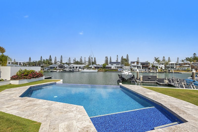Photo - 8/6-16 Anchorage Drive, Raby Bay QLD 4163 - Image 6