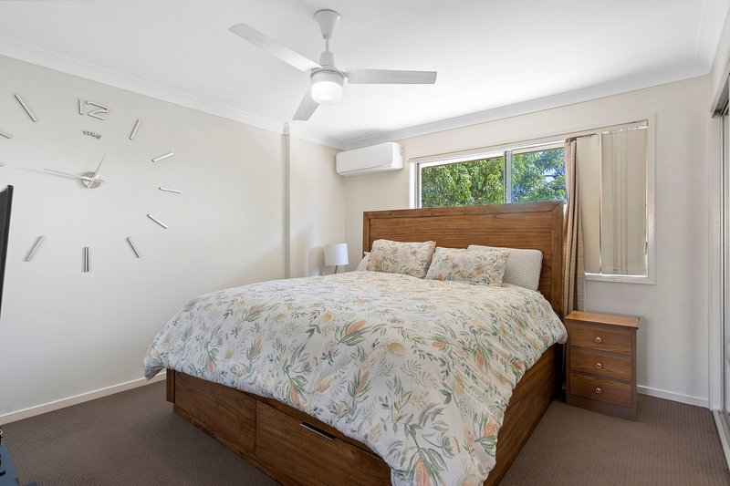 Photo - 8/6-32 University Drive, Meadowbrook QLD 4131 - Image 5