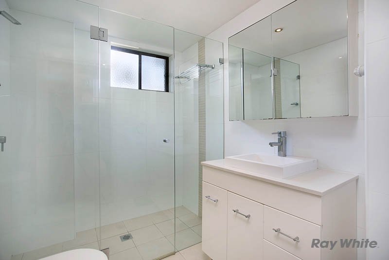 Photo - 8/6-8 Banksia Road, Caringbah NSW 2229 - Image 4