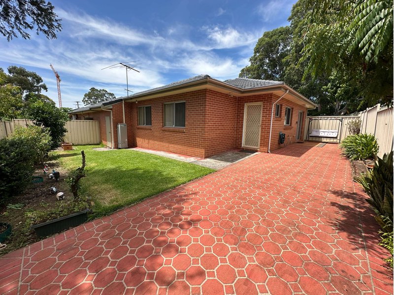 Photo - 8/6-8 Gilba Road, Pendle Hill NSW 2145 - Image 2