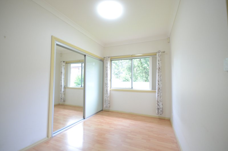 Photo - 8/6-8 Gilba Road, Pendle Hill NSW 2145 - Image 5