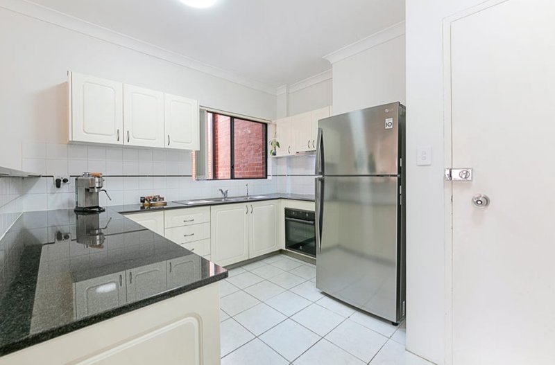 Photo - 8/6-8 Melvin Street, Beverly Hills NSW 2209 - Image 4