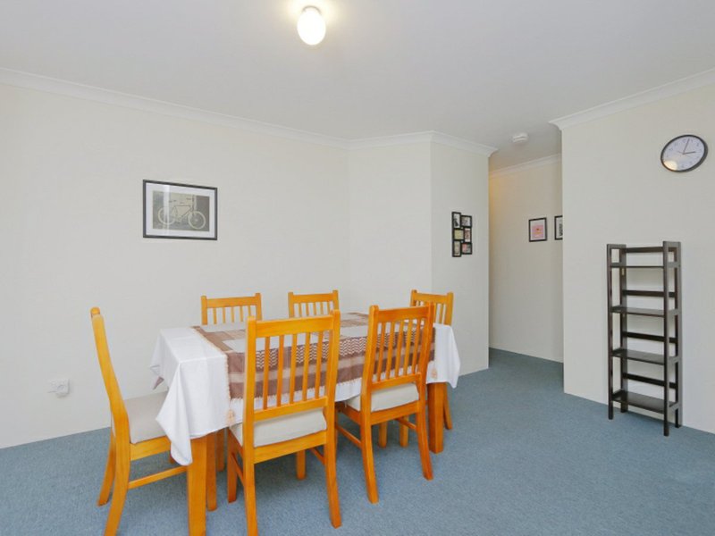 Photo - 8/6-8 Warwick Street, St James WA 6102 - Image 4