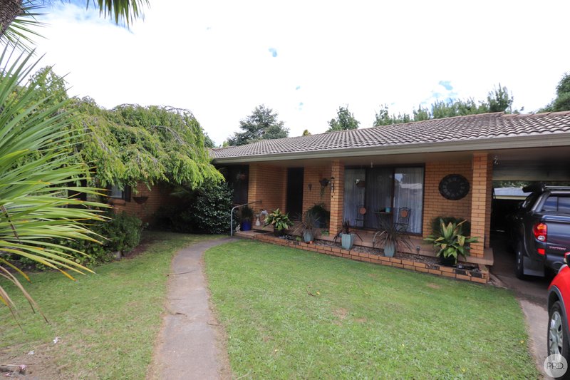 Photo - 86 Albury Street, Tumbarumba NSW 2653 - Image 2