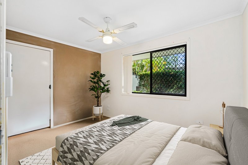 Photo - 86 Alexander Drive, Highland Park QLD 4211 - Image 7