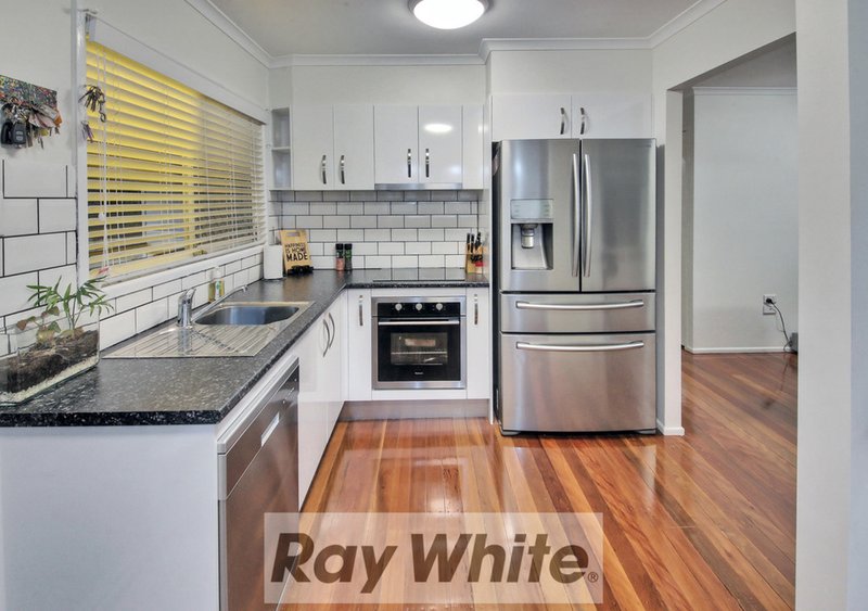 Photo - 86 Aquarius Drive, Kingston QLD 4114 - Image 7