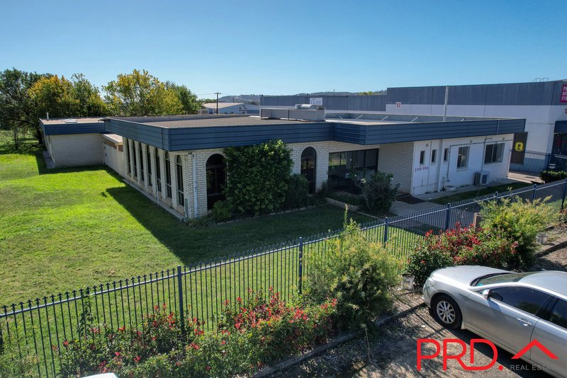 Photo - 86 Barnes Street, Tamworth NSW 2340 - Image 2