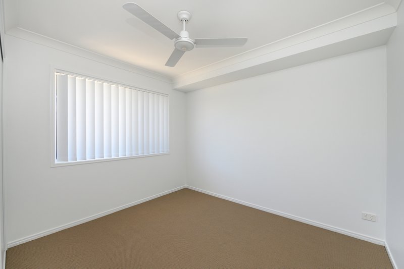 Photo - 86 Brookvale Drive, Victoria Point QLD 4165 - Image 7