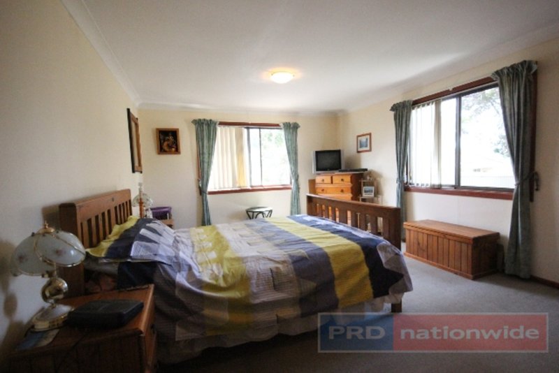 Photo - 86 Broughton Street, Tumut NSW 2720 - Image 9