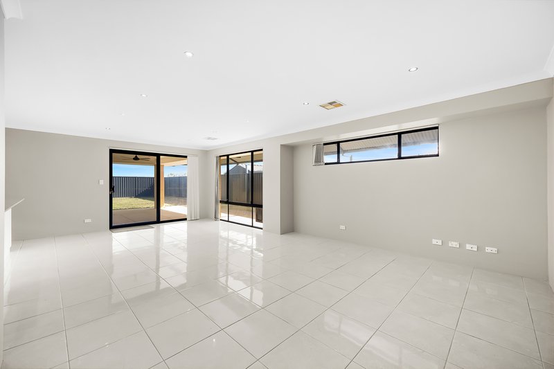Photo - 86 Camelot Street, Baldivis WA 6171 - Image 9