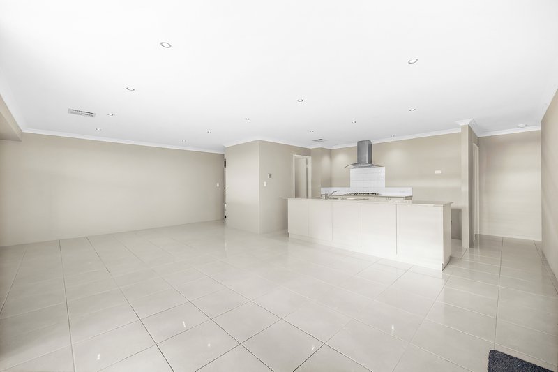 Photo - 86 Camelot Street, Baldivis WA 6171 - Image 11