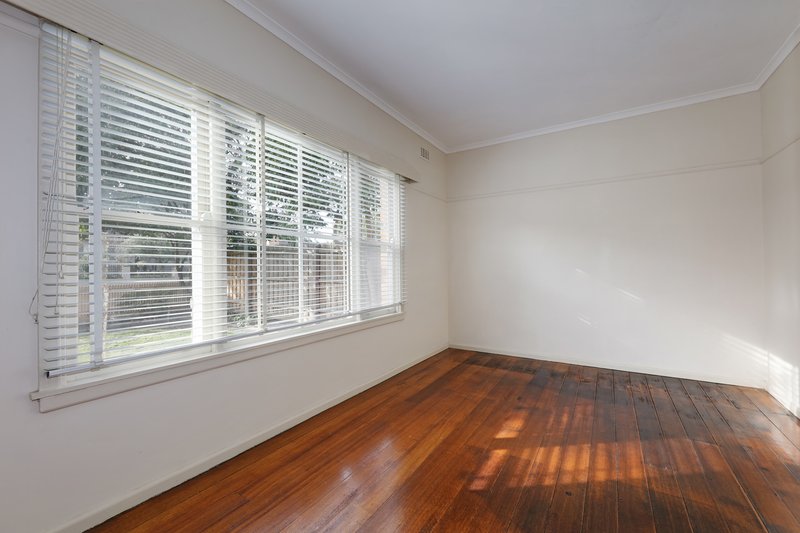 Photo - 86 Castlewood Street, Bentleigh East VIC 3165 - Image 8