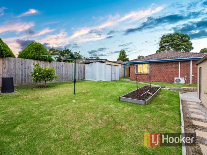 Photo - 86 Duncan Drive, Pakenham VIC 3810 - Image 15