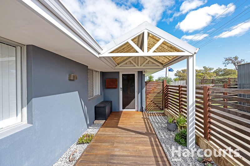 Photo - 86 Dundebar Road, Wanneroo WA 6065 - Image 3