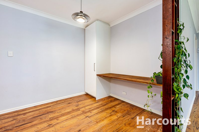Photo - 86 Dundebar Road, Wanneroo WA 6065 - Image 9