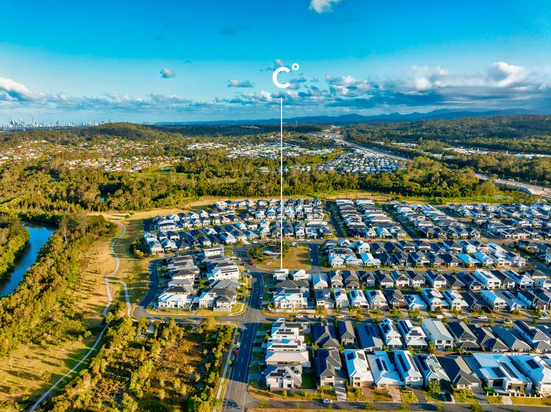Photo - 86 Emerald Drive, Helensvale QLD 4212 - Image 26