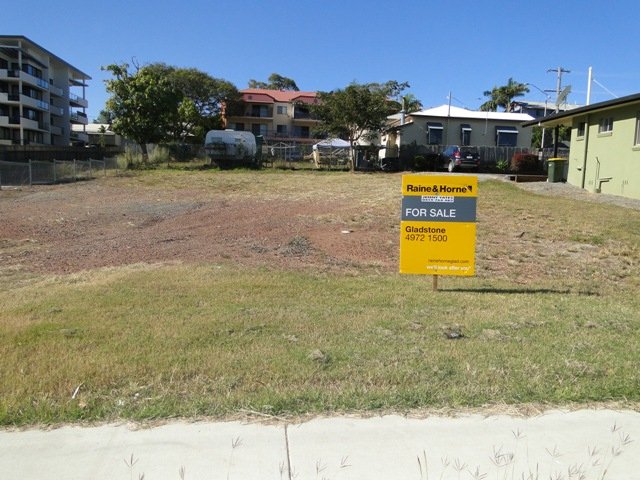 Photo - 86 Glenlyon Road, Gladstone Central QLD 4680 - Image 2