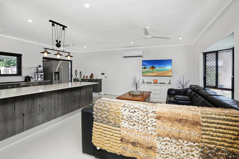 Photo - 86 Golden Grove Drive, Bentley Park QLD 4869 - Image 2