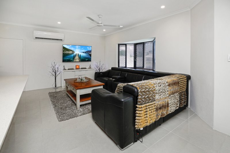 Photo - 86 Golden Grove Drive, Bentley Park QLD 4869 - Image 5