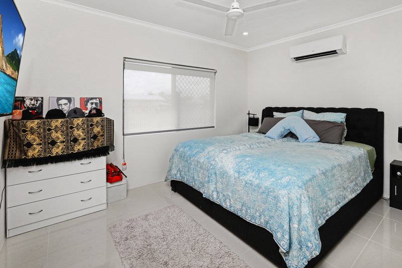 Photo - 86 Golden Grove Drive, Bentley Park QLD 4869 - Image 7