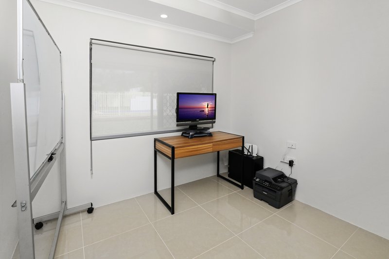 Photo - 86 Golden Grove Drive, Bentley Park QLD 4869 - Image 10