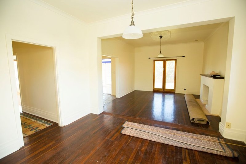 Photo - 86 Gregory Street, Beachlands WA 6530 - Image 6