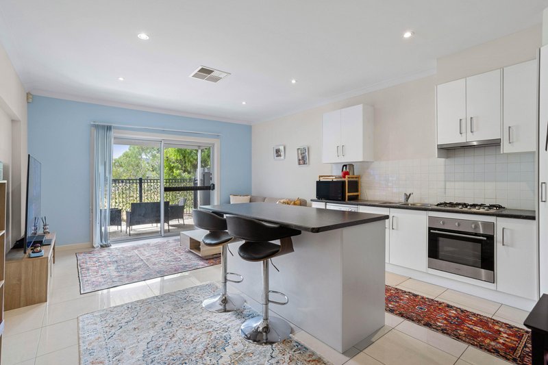 Photo - 86 Harvey Circuit, Mawson Lakes SA 5095 - Image 2