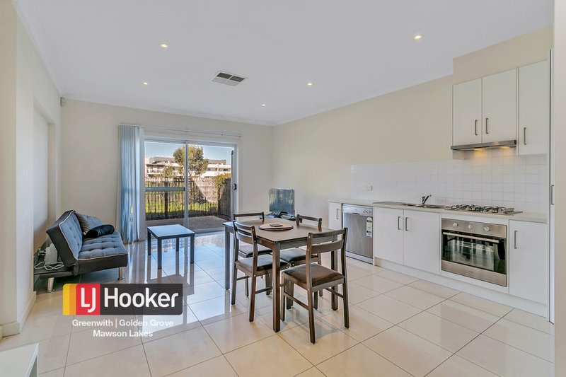 Photo - 86 Harvey Circuit, Mawson Lakes SA 5095 - Image 3