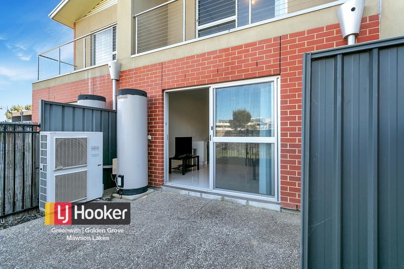 Photo - 86 Harvey Circuit, Mawson Lakes SA 5095 - Image 8