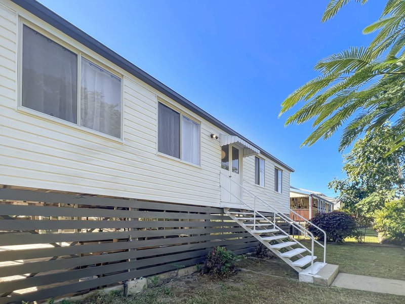 Photo - 86 Herbert Street, Bowen QLD 4805 - Image 4