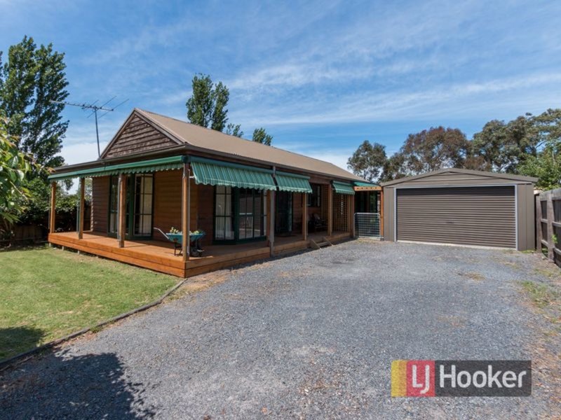 86 Huon Park Road, Cranbourne North VIC 3977