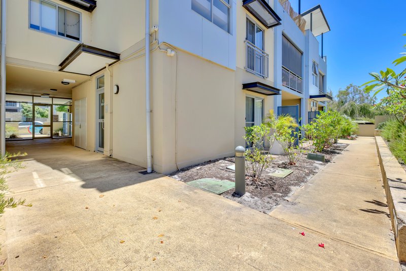 Photo - 8/6 Ibera Way, Success WA 6164 - Image 4