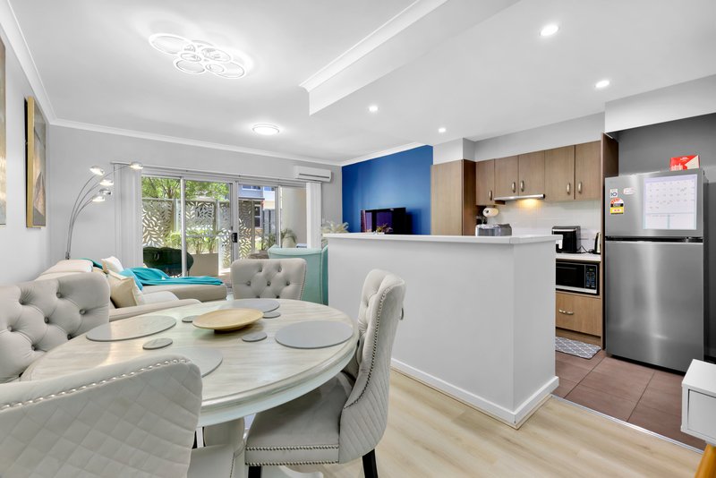 Photo - 8/6 Ibera Way, Success WA 6164 - Image 14