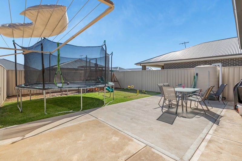 Photo - 86 Keane Avenue, Munno Para West SA 5115 - Image 19