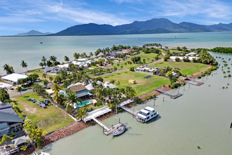 86 Keith Williams Drive, Cardwell QLD 4849