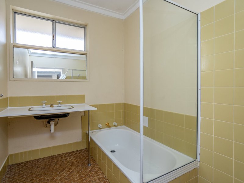 Photo - 86 King Street, Gosnells WA 6110 - Image 22