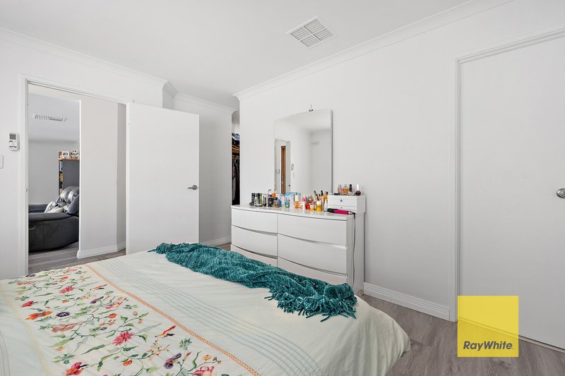 Photo - 86 Kingfisher Avenue, Ballajura WA 6066 - Image 7