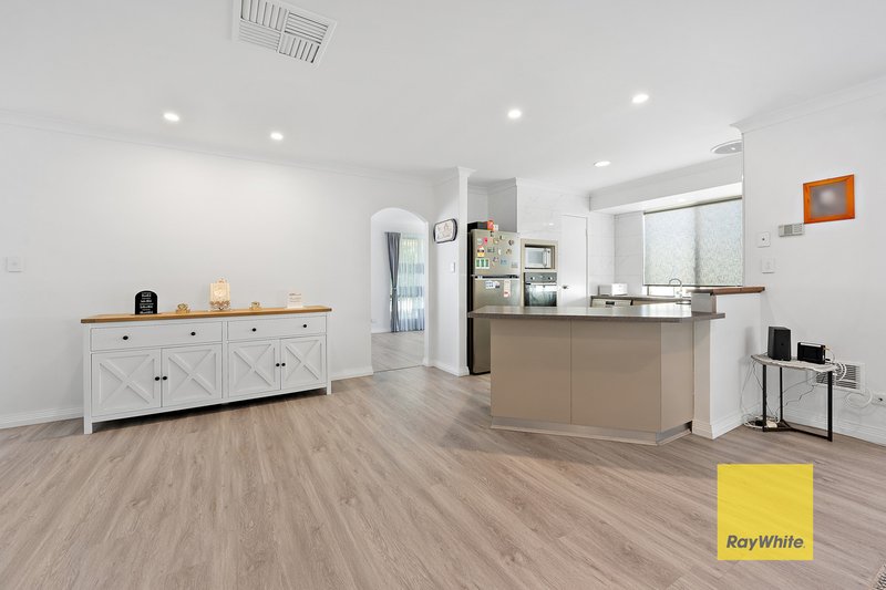 Photo - 86 Kingfisher Avenue, Ballajura WA 6066 - Image 13