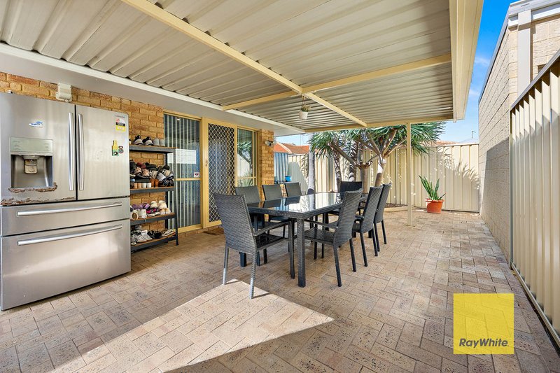 Photo - 86 Kingfisher Avenue, Ballajura WA 6066 - Image 25