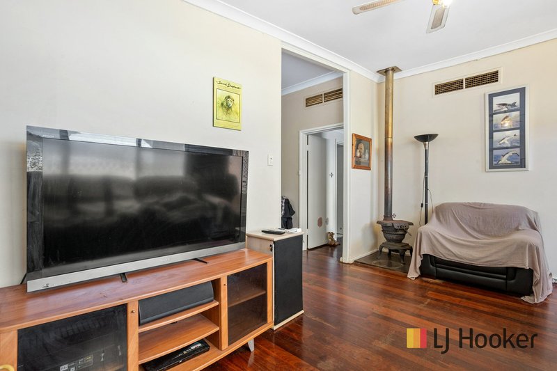 Photo - 86 Lacey Street, Beckenham WA 6107 - Image 4