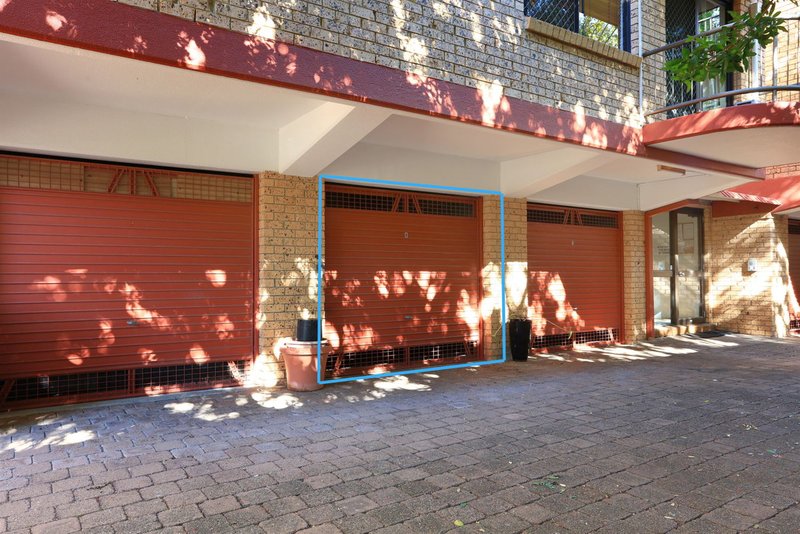 Photo - 8/6 Lenneberg Streeet , Southport QLD 4215 - Image 17