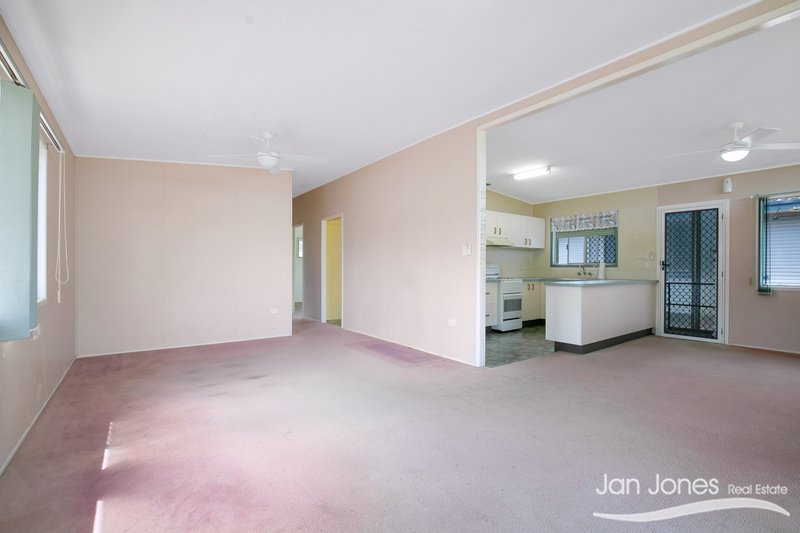 Photo - 86 Mclennan Street, Woody Point QLD 4019 - Image 4