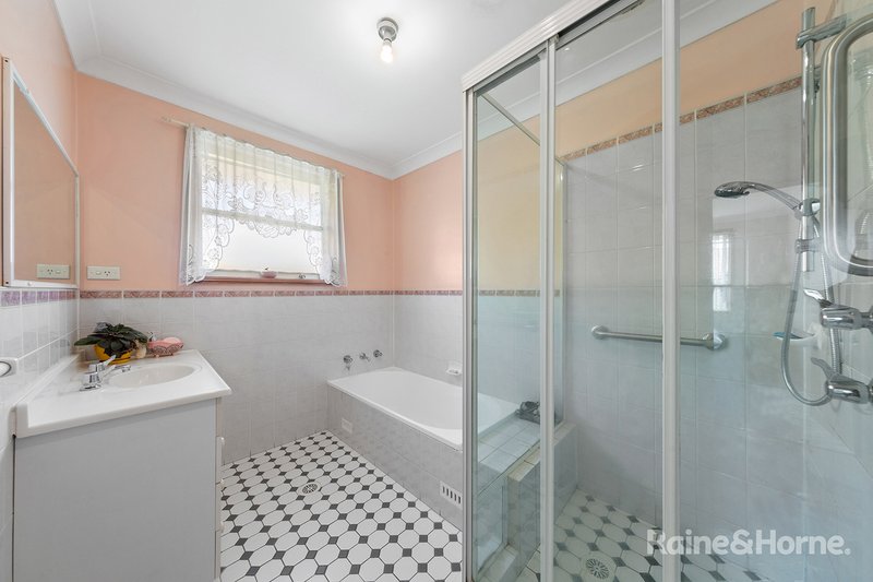 Photo - 8/6 Michael Place, Ingleburn NSW 2565 - Image 7