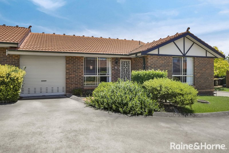 8/6 Michael Place, Ingleburn NSW 2565