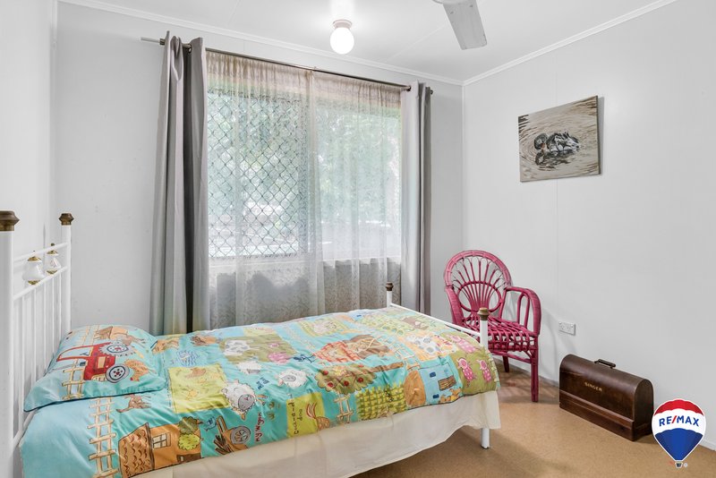 Photo - 86 Murray Street, Manoora QLD 4870 - Image 12