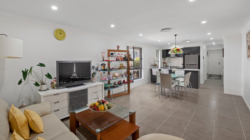 Photo - 86 Passendale Road, Edmondson Park NSW 2174 - Image 2