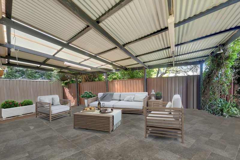 Photo - 86 Peppercorn Parade, Epping VIC 3076 - Image 8