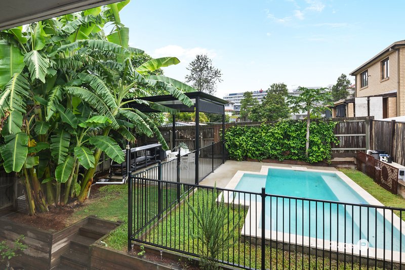 Photo - 86 Ridge Street, Greenslopes QLD 4120 - Image 19