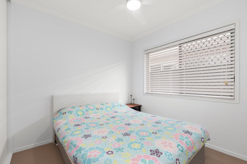 Photo - 86 Shoreview Blvd , Griffin QLD 4503 - Image 10